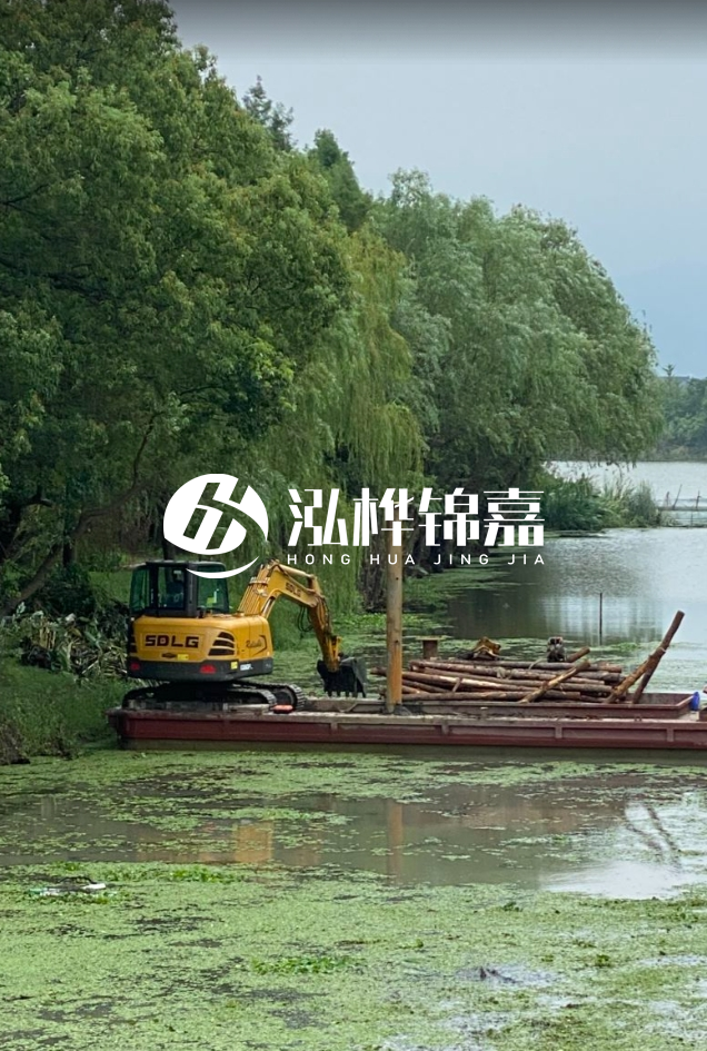 咸寧挖機(jī)打木樁專業(yè)施工-農(nóng)村建房打樁選松木樁好嗎？