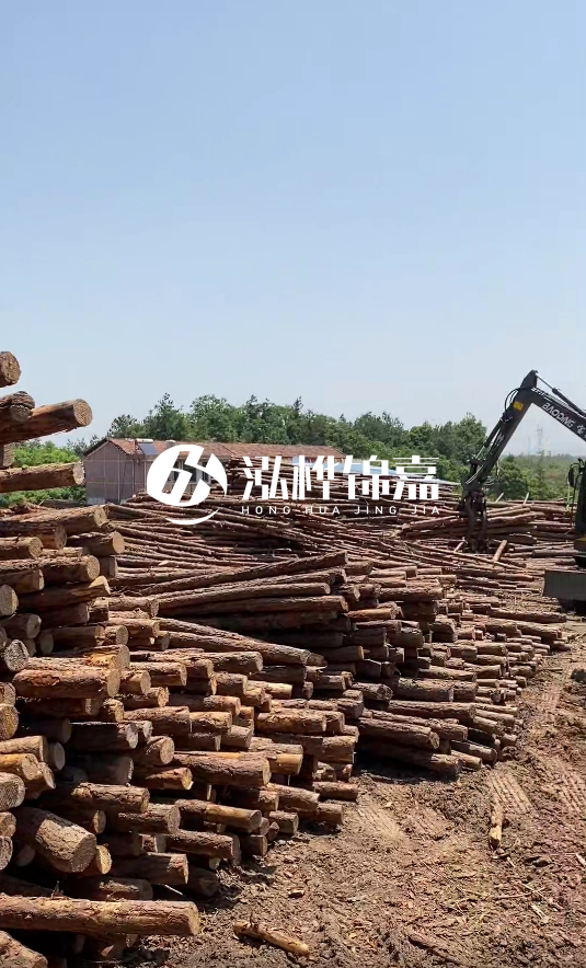商丘挖機(jī)打木樁專業(yè)施工-松木樁打樁木價格哪家供應(yīng)商更實惠？