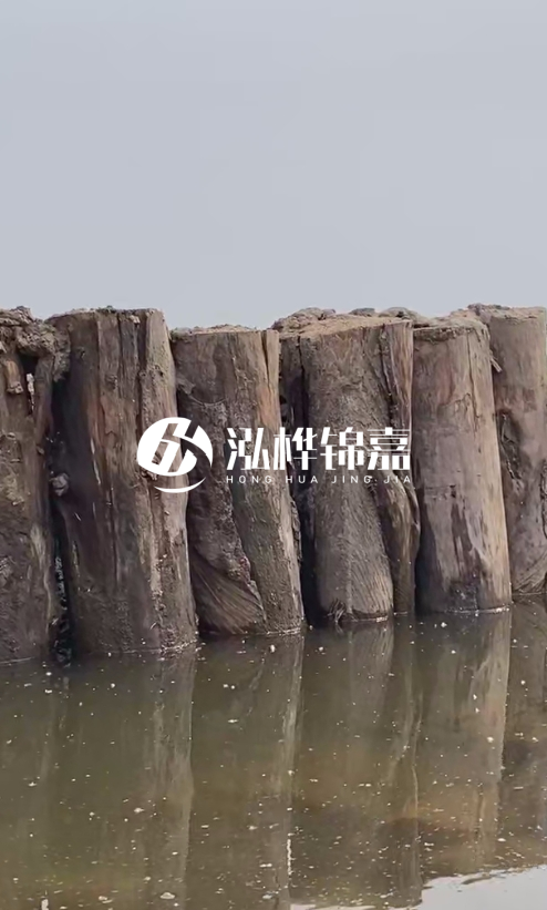 松木樁圍堰如何施工才能保證穩(wěn)固性？專業(yè)打樁隊(duì)一步步教你！
