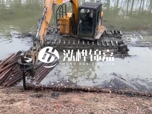 河道木材松木樁怎么選？河道工程用什么規(guī)格松木樁？